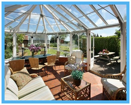 country cottage with a conservatory in Derbyshire